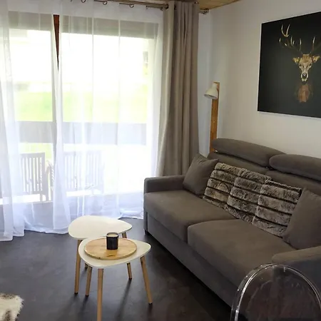 - Spacieux 2 Pieces Renove, 4-6 Pers, Parking, Centre-ville, Proche Commerces Et - Fr-1-802-51 Apartment