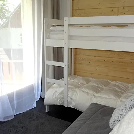 Apartment - Spacieux 2 Pieces Renove, 4-6 Pers, Parking, Centre-ville, Proche Commerces Et - Fr-1-802-51 *